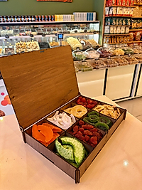 8 ÇEŞİT KURU MEYVE HEDİYELİK AHŞAP KUTU