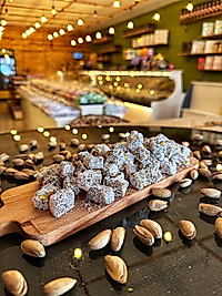 KUŞ LOKUM SARI HAVUÇLU ANTEP FISTIKLI